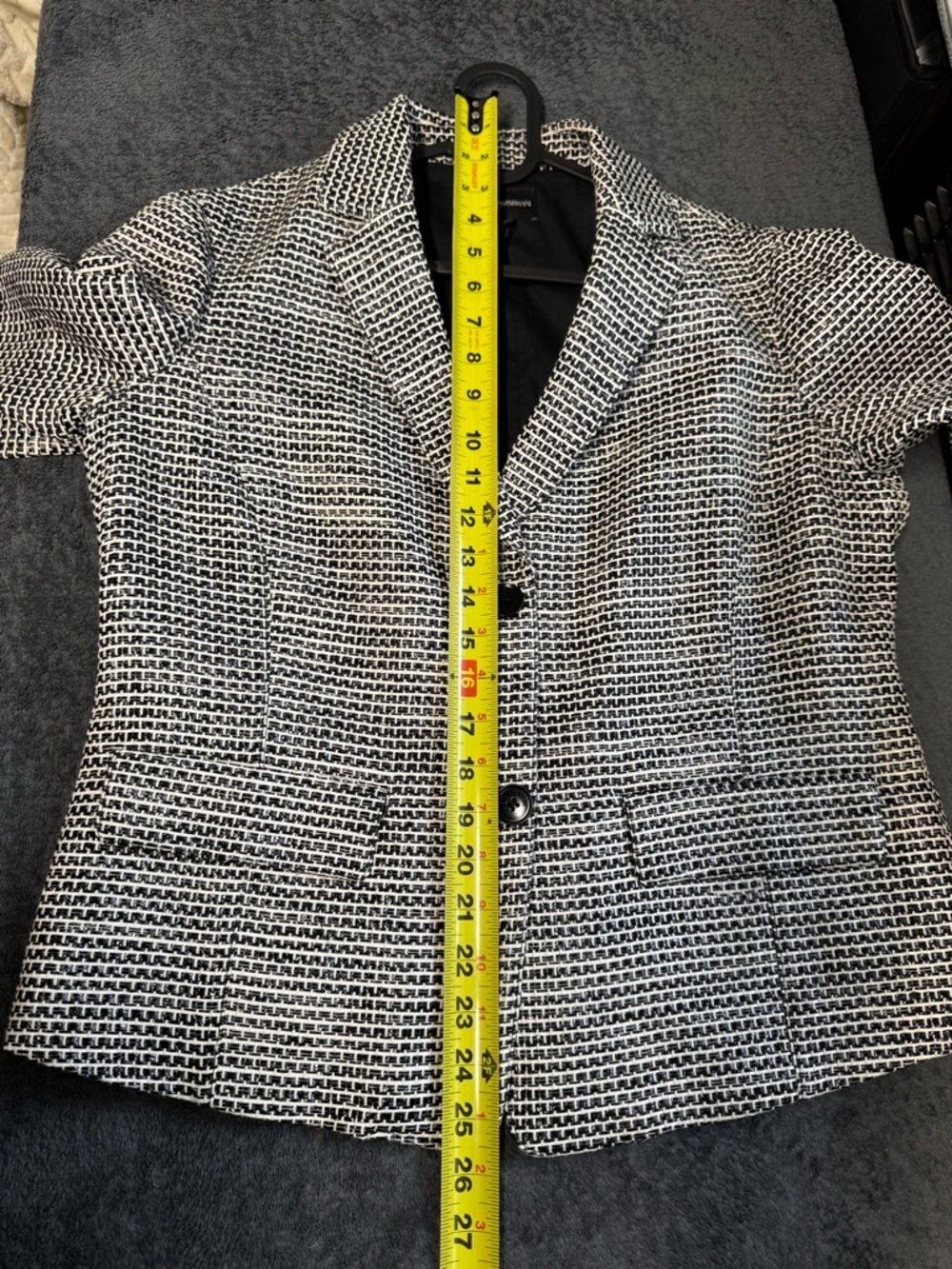 Emporio Armani Black and White Textured Knit Blazer - Picture 3 of 11